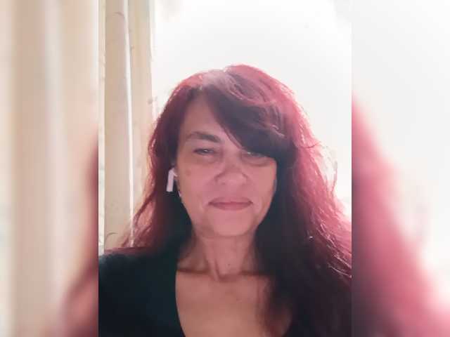 Mishel3854 live cam on BongaCams