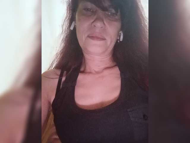 Mishel3854 live cam on BongaCams