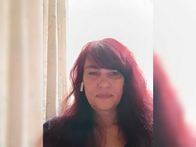 Mishel3854 live cam on BongaCams