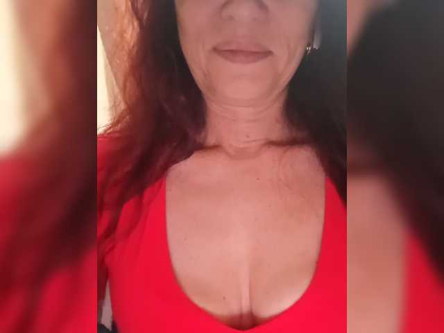 Mishel3854 live cam on BongaCams