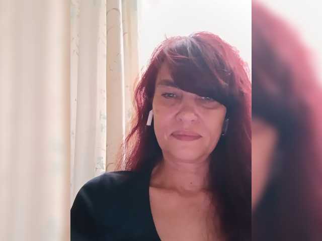 Mishel3854 live cam preview