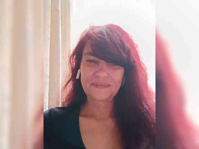 Mishel3854 webcam