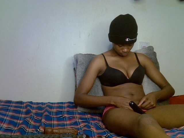 WickedWhimss live cam on BongaCams