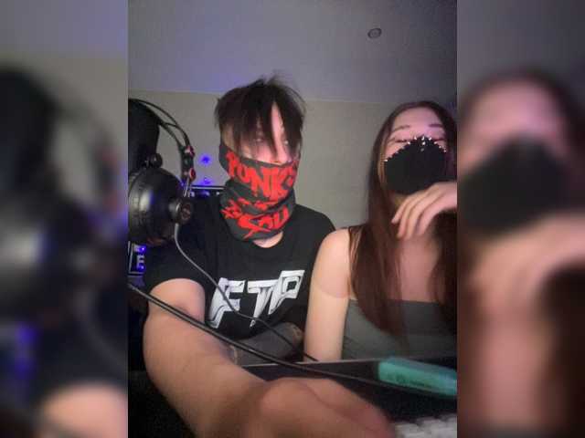 SEXYTWOMODELS live cam on BongaCams