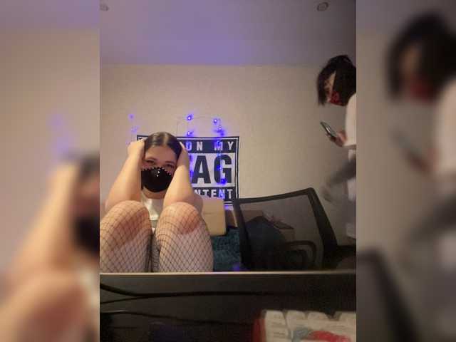 SEXYTWOMODELS live cam on BongaCams