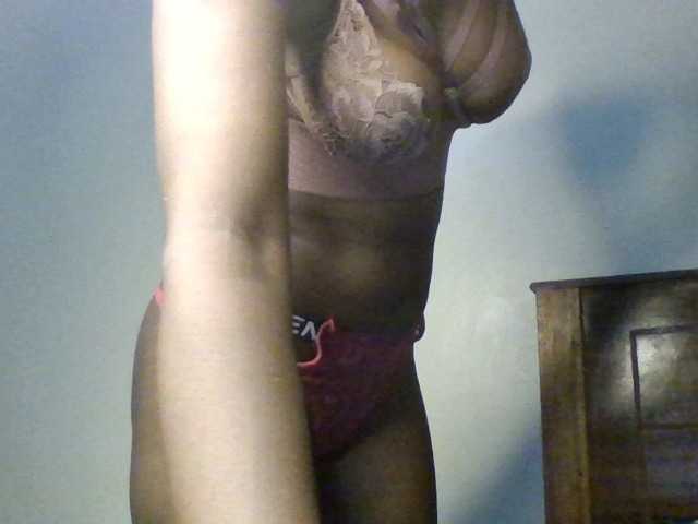 Sexypearl19 live cam on BongaCams