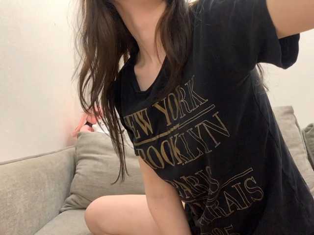 LunaNoites, live now on BongaCams