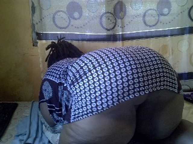 Sexyqueen30 live cam on BongaCams