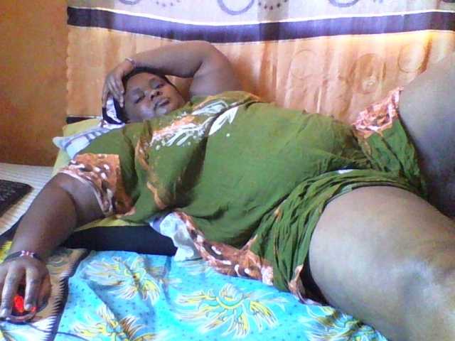Sexyqueen30 live cam on BongaCams