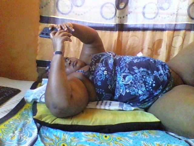 Sexyqueen30 live cam on BongaCams