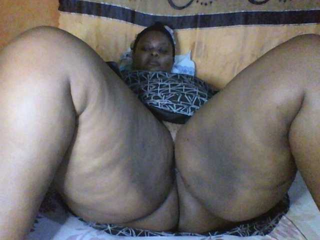 Sexyqueen30 live cam on BongaCams