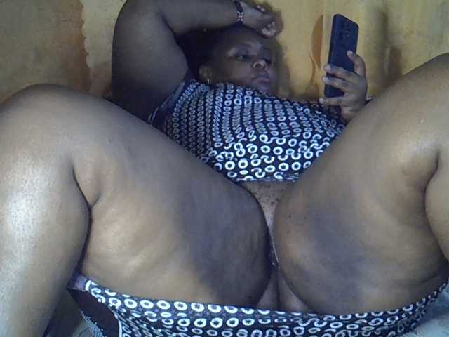 Sexyqueen30 live cam on BongaCams