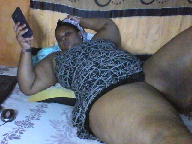 Sexyqueen30 live cam on BongaCams