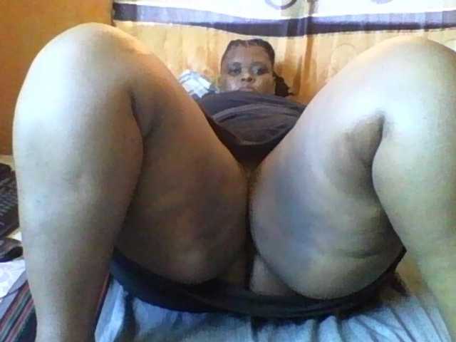 Sexyqueen30 webcam model