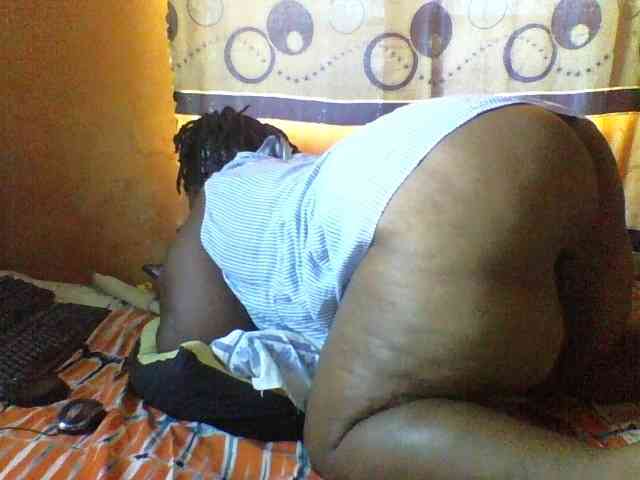 Sexyqueen30 webcam