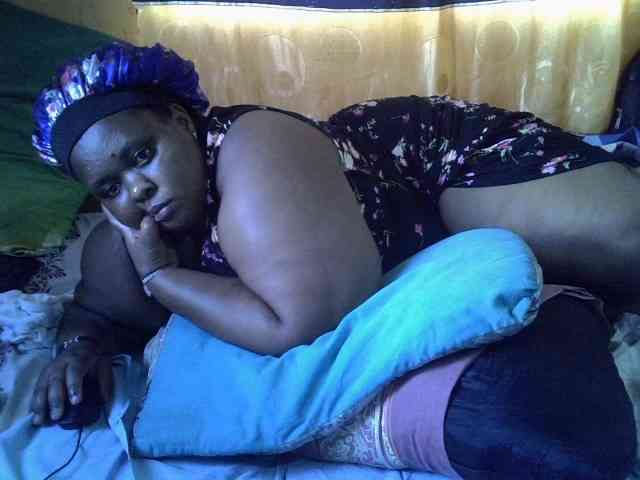Sexyqueen30 webcam
