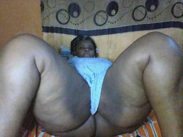 Sexyqueen30 webcam