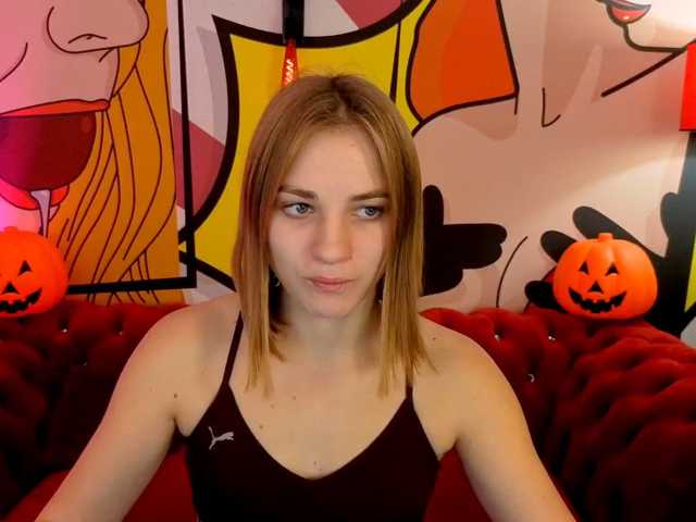 MaleficentCrownn live cam on BongaCams