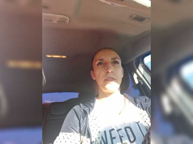 FitHellen live cam on BongaCams