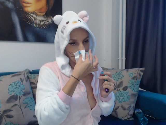 FitHellen live cam on BongaCams