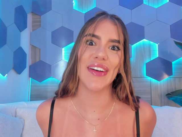 ManuelaSantos live cam on BongaCams