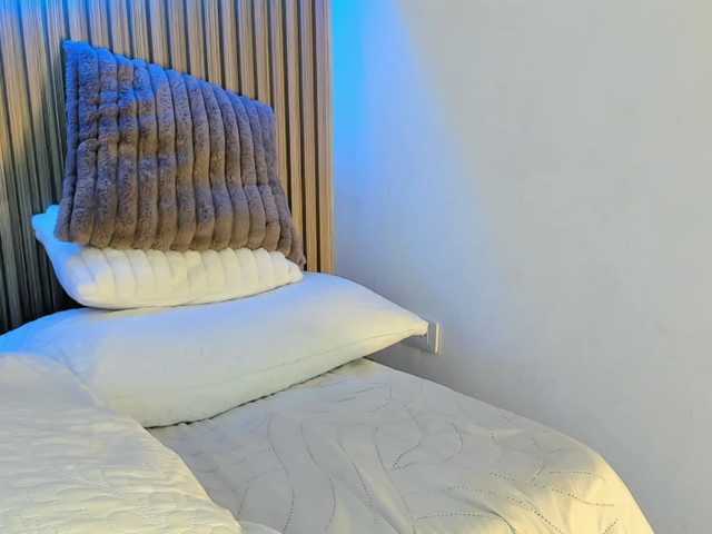 Amara-luxx live cam preview