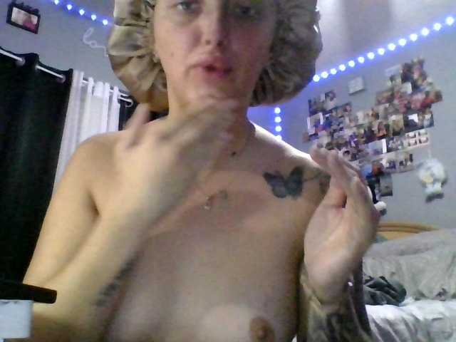 BabyKoko, live now on BongaCams