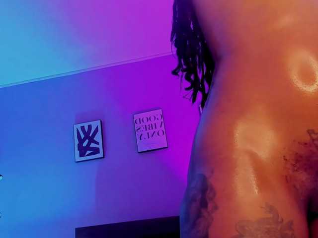KilyeKorss live cam preview