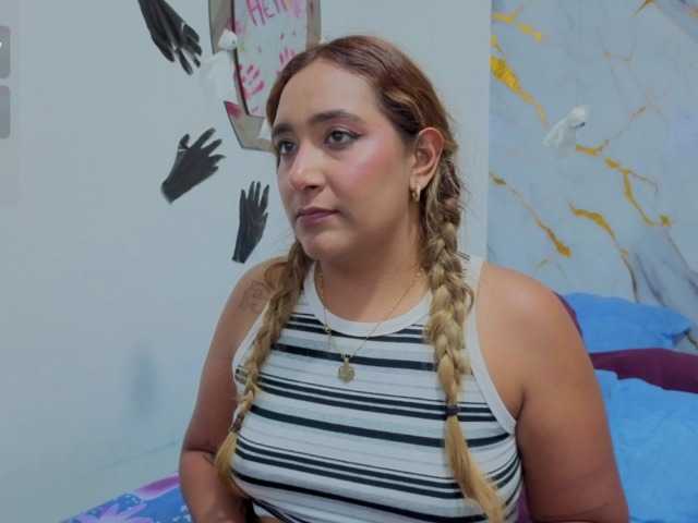 IsabellaAcosta live cam on BongaCams