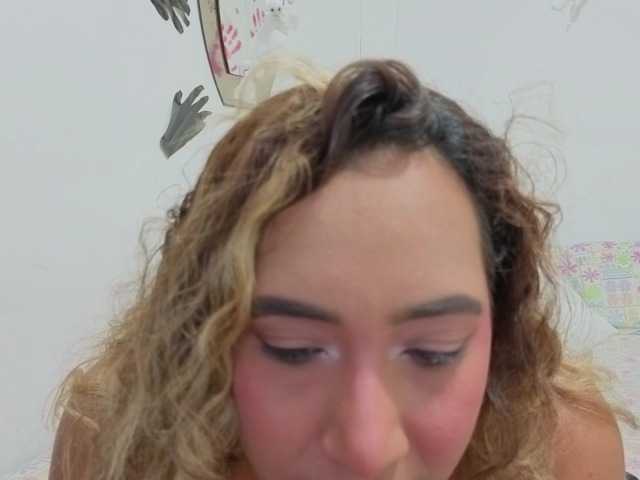 IsabellaAcosta
