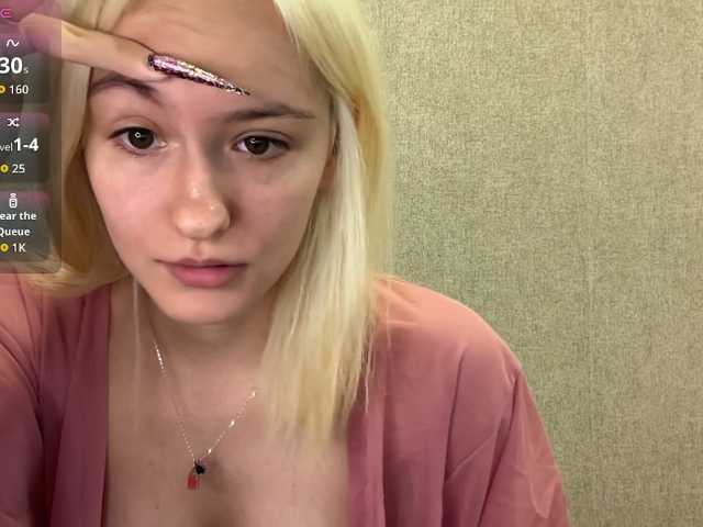 viola-whisper live cam on BongaCams