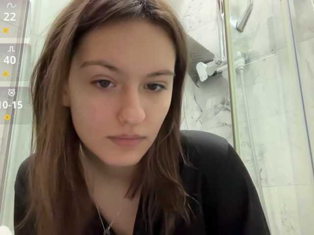 viola-whisper live cam on BongaCams
