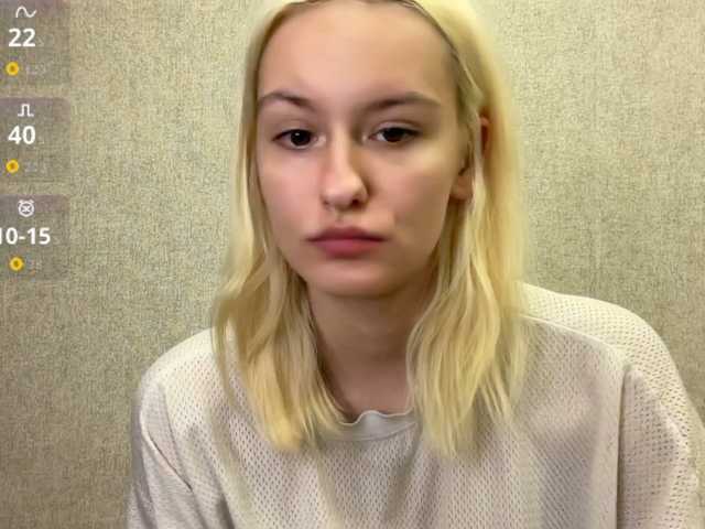 viola-whisper live cam on BongaCams