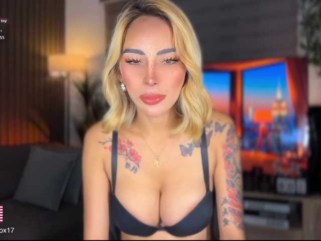 AngelaFoxx