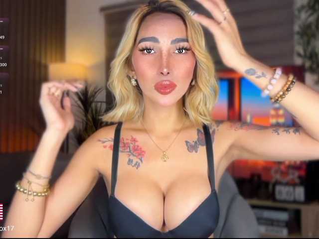 AngelaFoxx