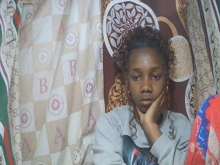 Monica-Sexy's Live Webcam