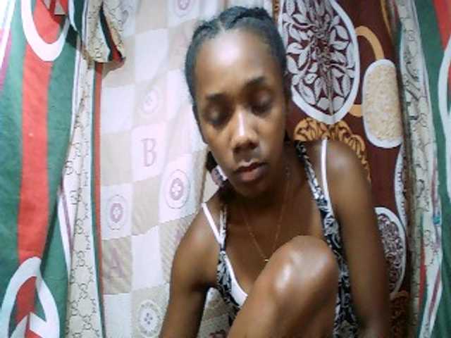 Monica-Sexy live cam on BongaCams