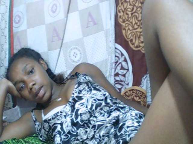 Monica-Sexy live cam on BongaCams
