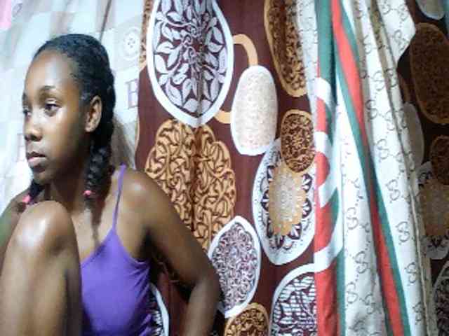 Modèle: Monica-Sexy