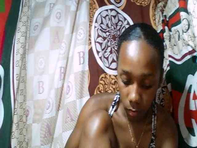 Monica-Sexy Monica-Sexy