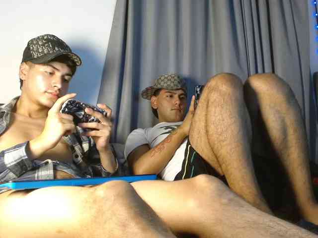 AlejoYDavid AlejoYDavid