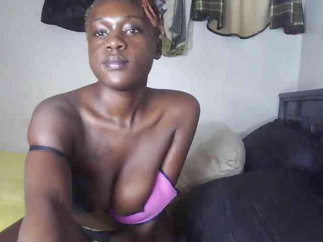 Pixie-Zora webcam