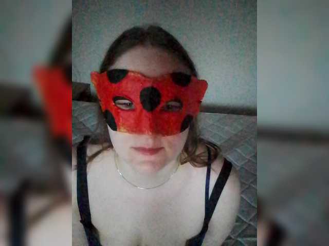 KiraFanat live cam on BongaCams