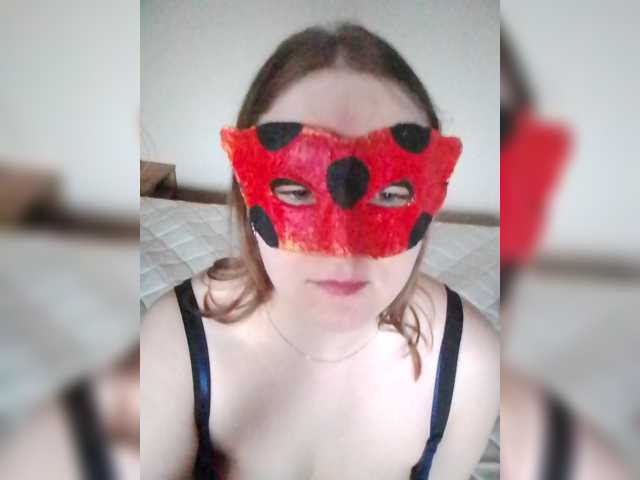 KiraFanat live cam on BongaCams
