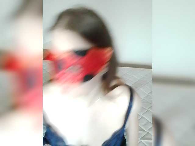 KiraFanat live cam on BongaCams
