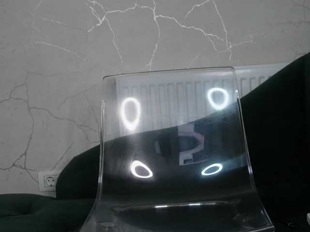Avadesire live cam