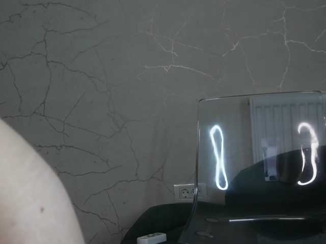 AvaDesire- live cam on BongaCams