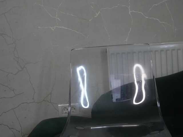 AvaDesire- live cam on BongaCams