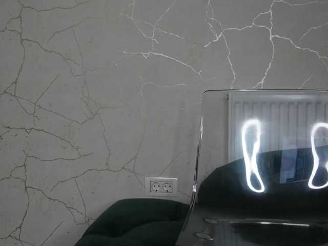 AvaDesire- live cam on BongaCams