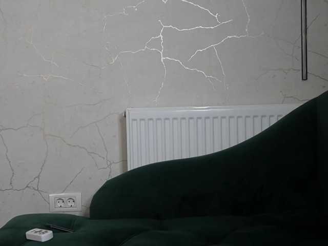 AvaDesire- live cam on BongaCams